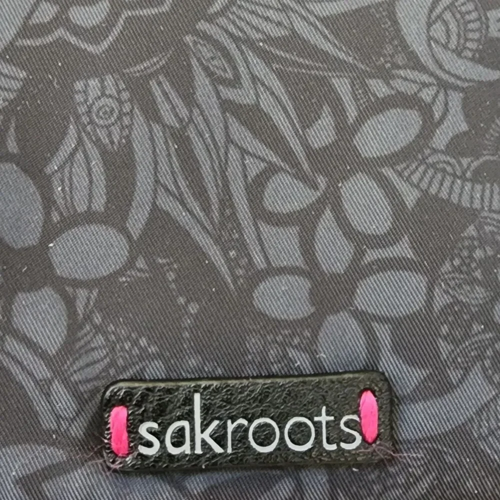 Sakroots Coin Purse Keychain ID Card Holder Black Grey Floral Art